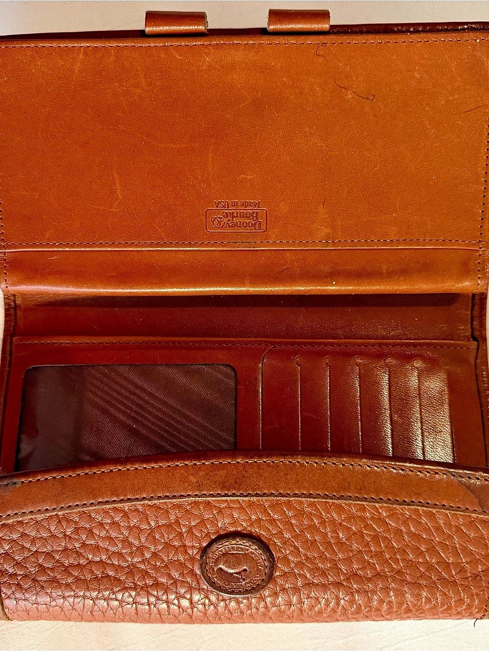 Vintage Dooney & Bourke Leather Wallet in Brown